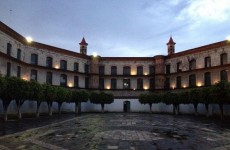 0829b7005983d3c11f25c70e1acb824b_XL