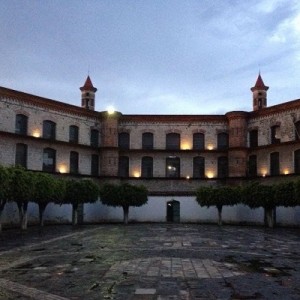 0829b7005983d3c11f25c70e1acb824b_XL