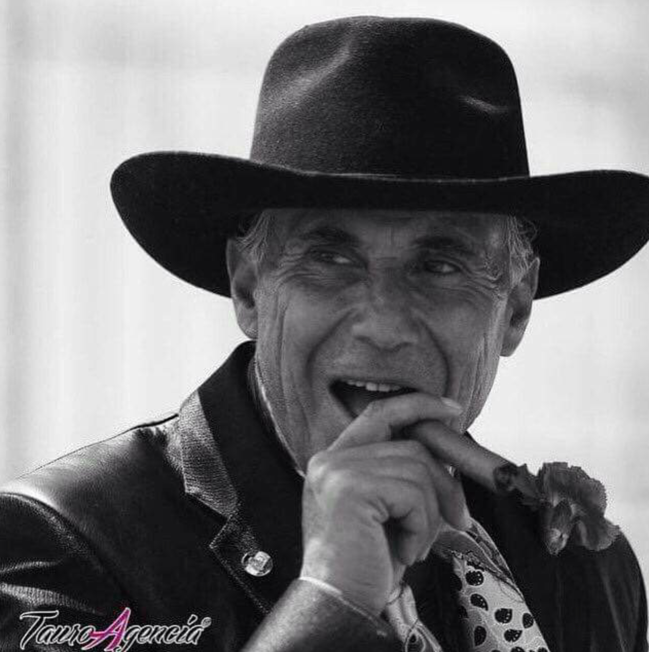 02 El Pana con puro.