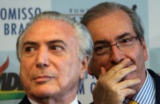 DF - FUNDAÇÃO ULYSSES GUIMARÃES/PLATAFORMA DIGITAL - POLÍTICA - O vice-presidente da República Michel Temer, e o presidente da Câmara, Eduardo Cunha, durante a   cerimônia de lançamento da plataforma digital da Fundação Ulysses Guimarães, na FUG, na Câmara dos   Deputados, em Brasília, nesta quarta-feira.     15/07/2015 - Foto: ANDRÉ DUSEK/ESTADÃO CONTEÚDO