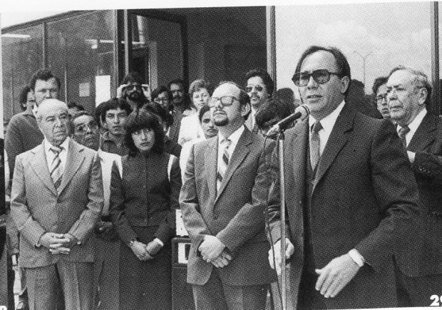 03 V+®lez. Atr+ís Terrazas_