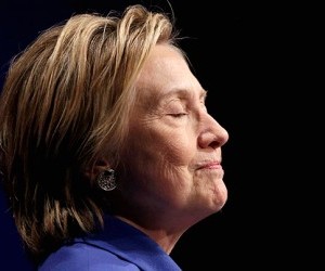 02 Hillary sin maquillaje_