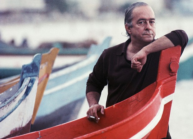 loffit-vinicius-de-moraes-el-blanco-mas-negro-del-brasil-09