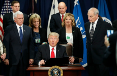 02 Otro ladrillo en el muro_