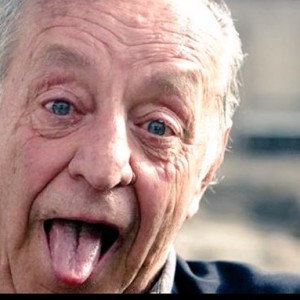 DGtN8-TUQAA7mUN.jpg small