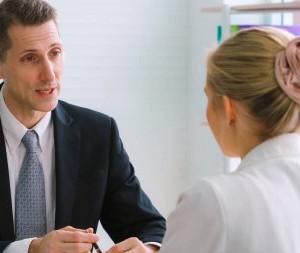 depositphotos_387968346-stock-photo-job-seeker-in-job-interview